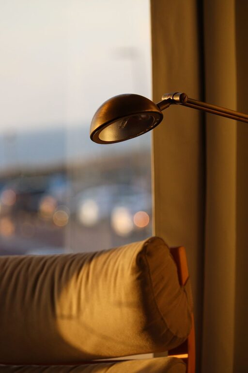 Cozy Evenings Without Screens: Simple Ways to Unwind